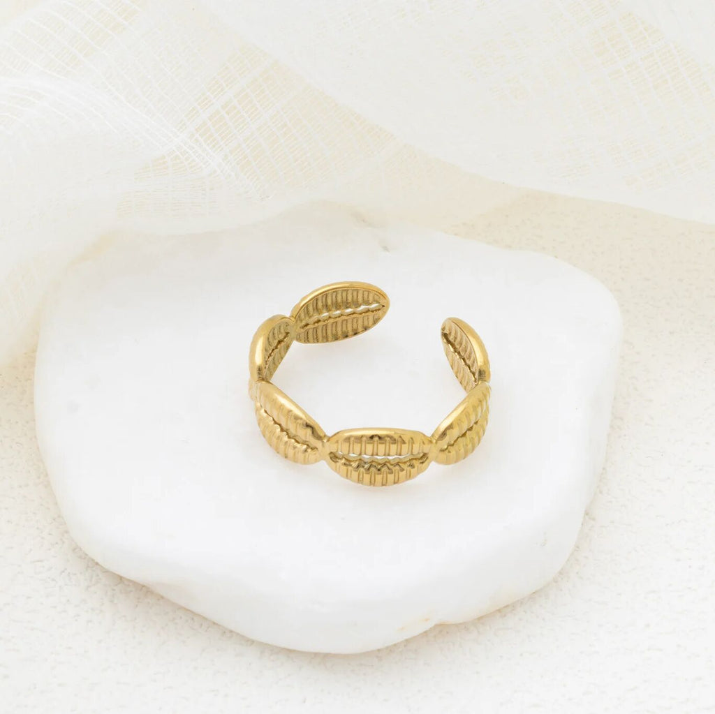 18K Gold PVD Stainless Steel Petite Petal Adjustable Ring